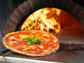 Ile waży pizza 32 cm? Odkryj zaskakujące różnice w wadze