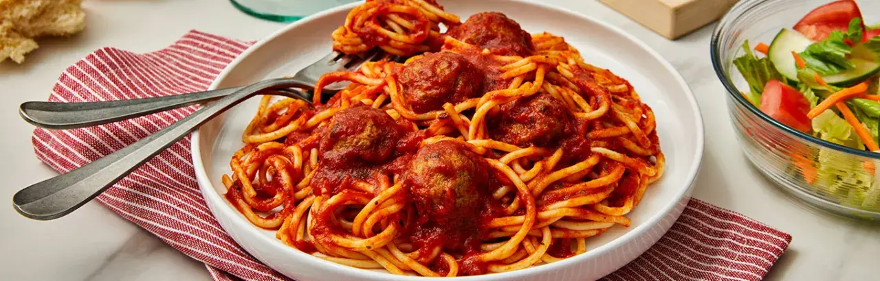 Najlepsze przepisy na spaghetti z klopsikami, które pokochasz