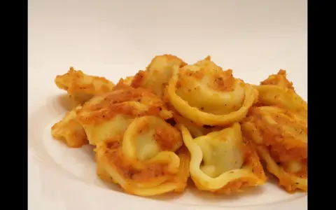 Ile gotować tortellini, aby uzyskać idealną konsystencję?