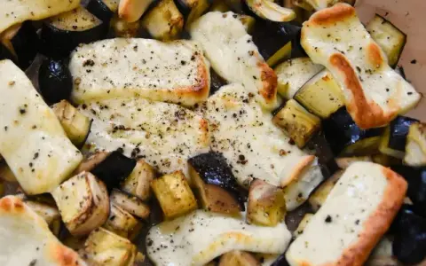 Zamienniki sera halloumi: co wybrać, gdy go brakuje?