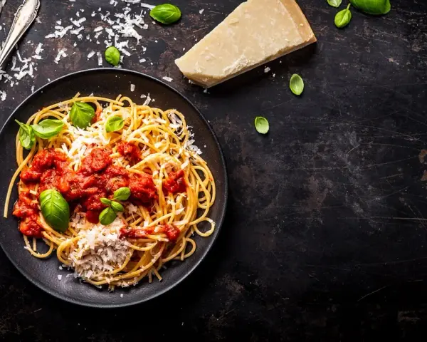 Ile kalorii ma spaghetti? Odkryj zaskakujące wartości odżywcze