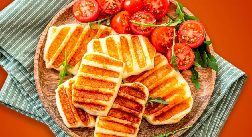 Grillowany ser halloumi z czym podawać - najlepsze połączenia smakowe