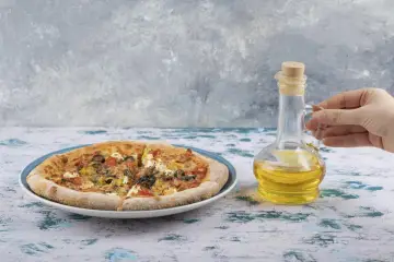Jaką oliwę do pizzy wybrać, aby uniknąć przeciętnego smaku?